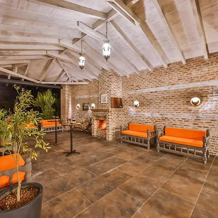 Hotel Cetmihan 4*