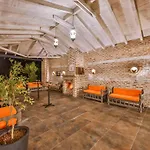 Hotel Cetmihan 4*