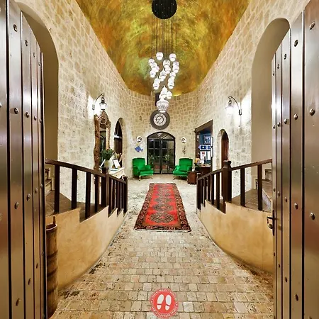 Hotel Cetmihan 3*